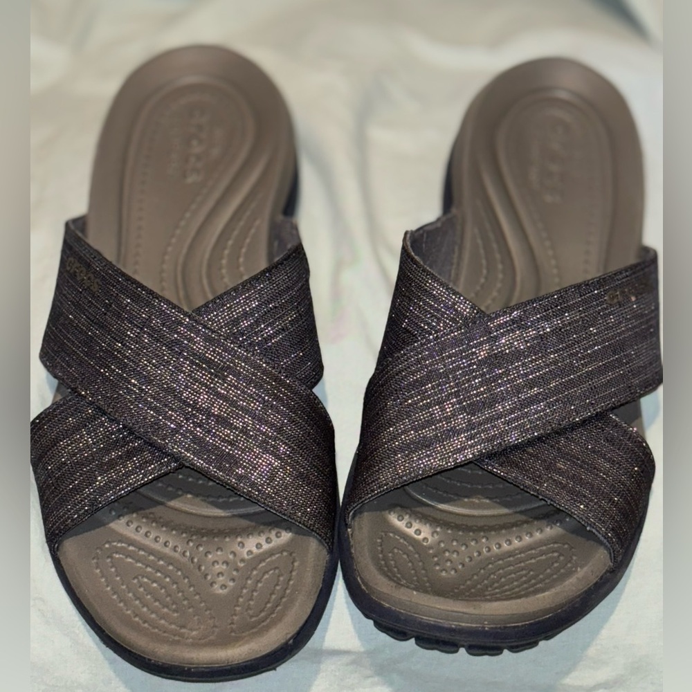 CROCS | Women's Navy Sparkle Crisscross Slide Sandals - Picture 2 of 7